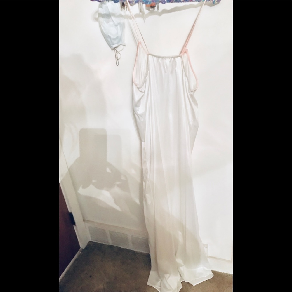 Val Mode Gorgeous Vintage Peignoir Set - Picture 5 of 8